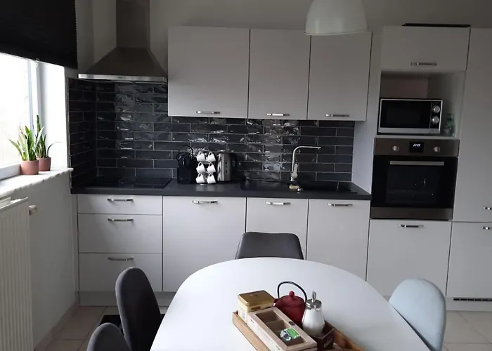 Nathalie * Comines-Warneton